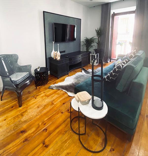 Apartamento De Diseno En Malasana Junto A Gran Via مدريد المظهر الخارجي الصورة
